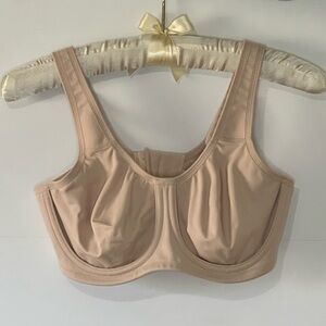 Wacoal Simone Sport Underwire Beige 34C 855170 Active Running Workout Yoga